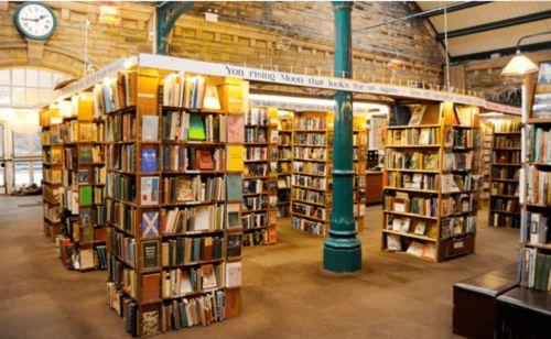 网红书店穿什么,打造文艺范儿阅读空间