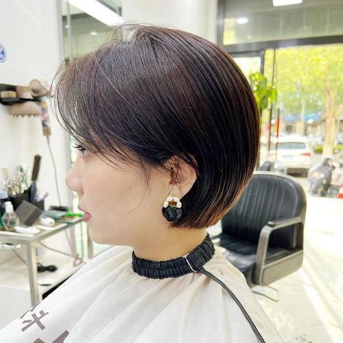 后脑勺平明星,揭秘明星独特造型背后的秘密