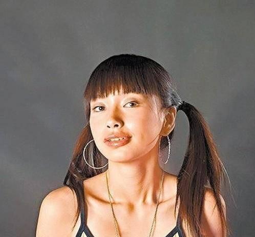 失忆女明星,重返银幕的艰难旅程