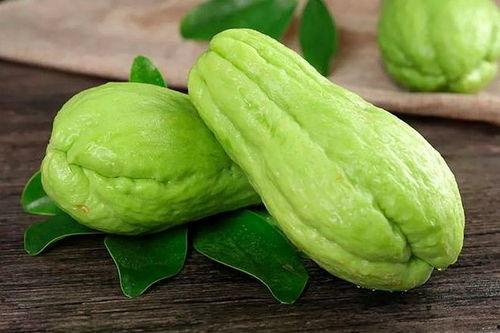 荥经梓潼宫吃瓜,探寻古蜀文化，品味夏日清凉瓜果盛宴