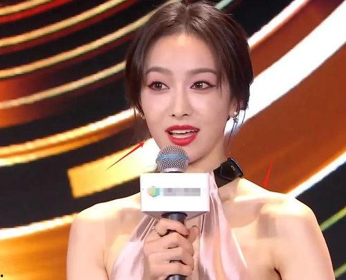 女明星都在哪里直播,女明星直播新阵地，热门平台大揭秘！